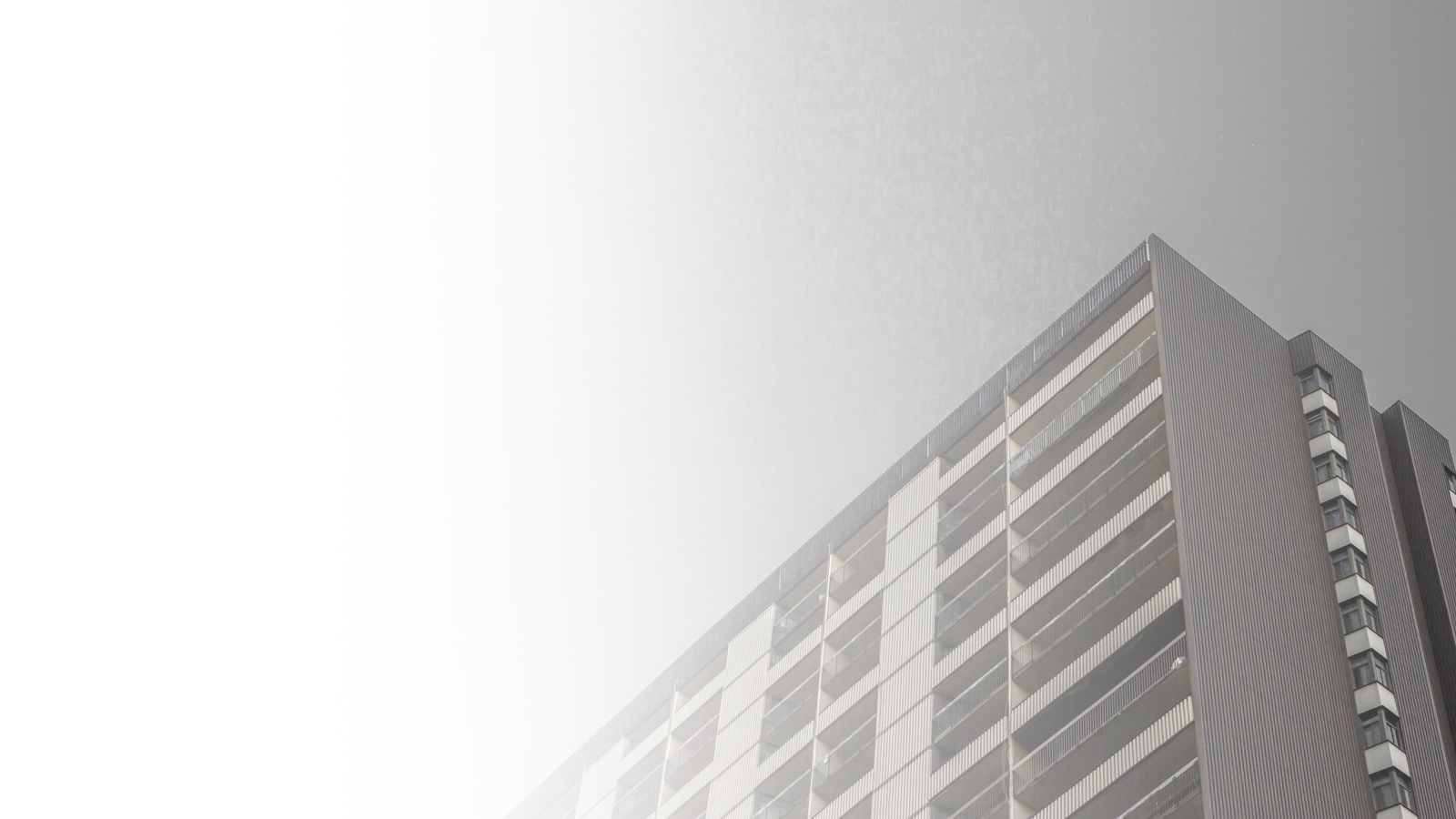Former hotel tower positioned for conversion to apartments